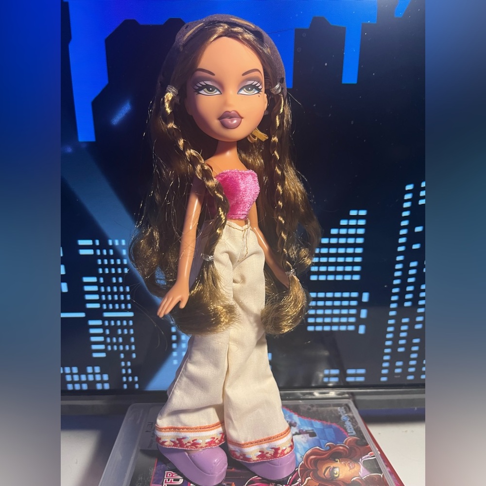 Bratz Doll/ Yasmin / 20 Yearz Special Anniversary Edition